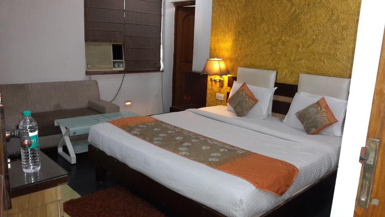 Hotel Rahul Deluxe Ναγκπούρ Εξωτερικό φωτογραφία