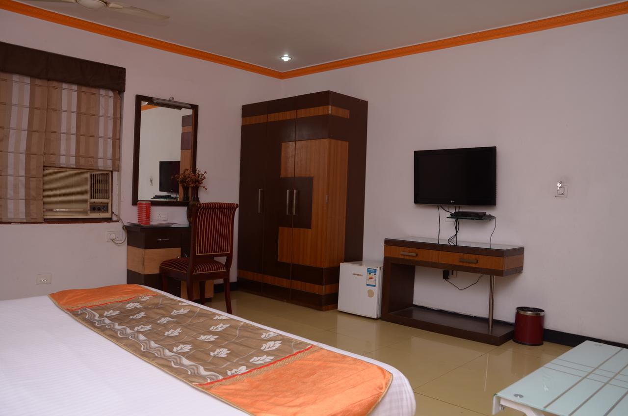 Hotel Rahul Deluxe Ναγκπούρ Εξωτερικό φωτογραφία