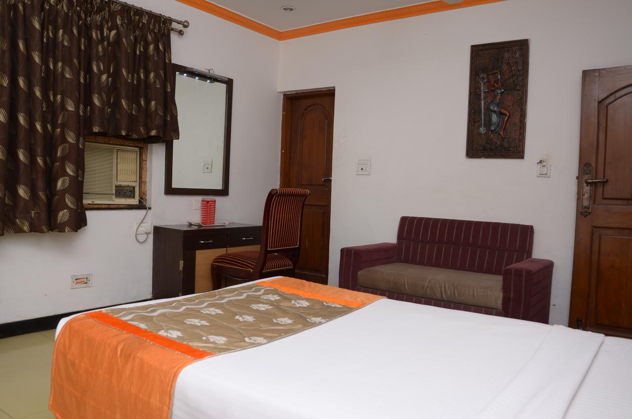 Hotel Rahul Deluxe Ναγκπούρ Εξωτερικό φωτογραφία
