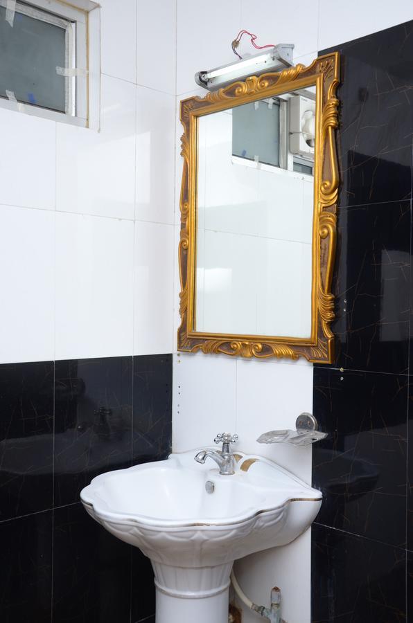Hotel Rahul Deluxe Ναγκπούρ Εξωτερικό φωτογραφία